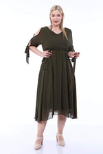 Angelino Plus Size Chiffon Evening Dress With Elastic Waist Tied Sleeves KL4017