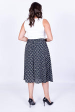 Angelino Back Waist Elastic Bell Skirt