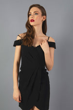 Angelino Black Crepe Hanger Cruve Short Evening Dress