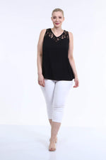 Angelino Lace Detailed Sleeveless Blouse