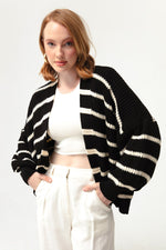 Woman Oversize Striped Knitwear Cardigan