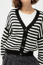 Woman Oversize Striped Knitwear Cardigan