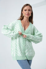 Female Zigzag Pattern Knitwear Cardigan