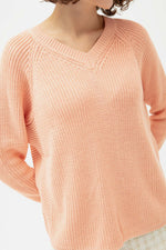 Woman V -Neck Knitwear Cossack