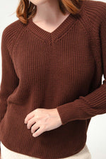 Woman V -Neck Knitwear Cossack