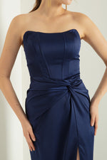 Woman Cruve Lined Woven Corset Detailed Satin Long Evening Dress