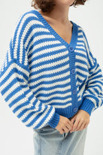 Woman Oversize Striped Knitwear Cardigan