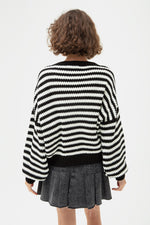 Woman Oversize Striped Knitwear Cardigan