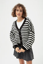 Woman Oversize Striped Knitwear Cardigan