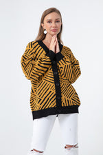 Woman Oversize Buttoned Knitwear Cardigan