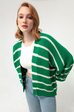 Woman Oversize Striped Knitwear Cardigan