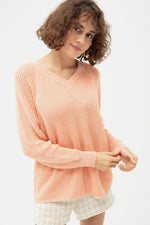 Woman V -Neck Knitwear Cossack